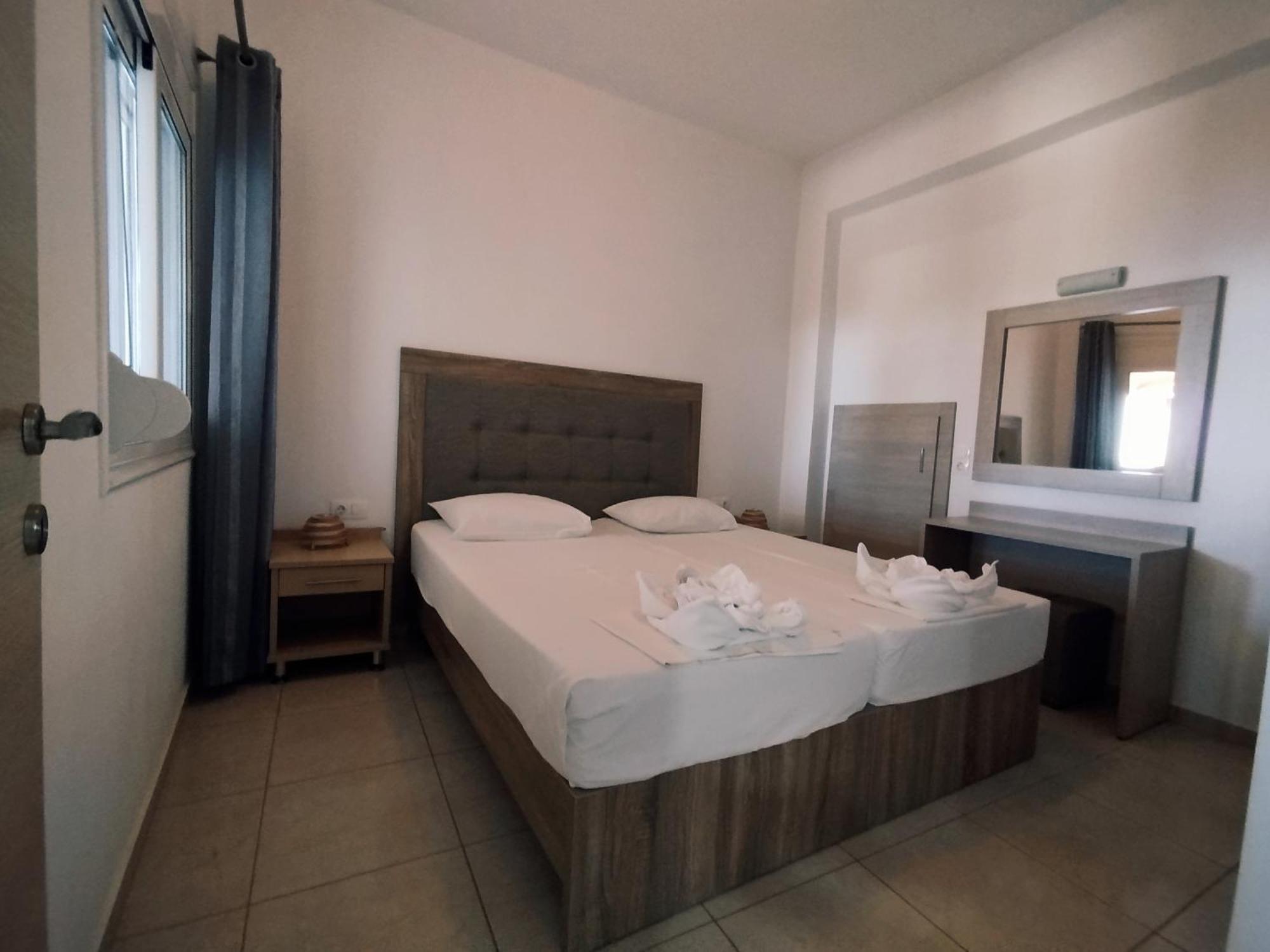 Alexena Apartments Агиа Галини Экстерьер фото
